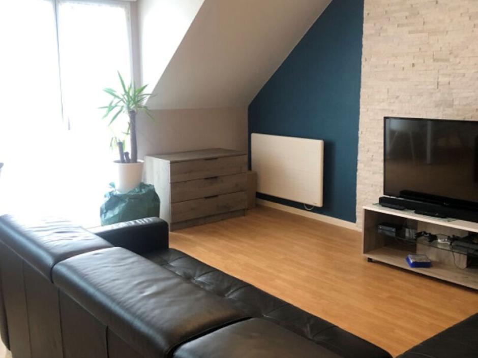 Ac3- location appartement 
becherel
 1764723320