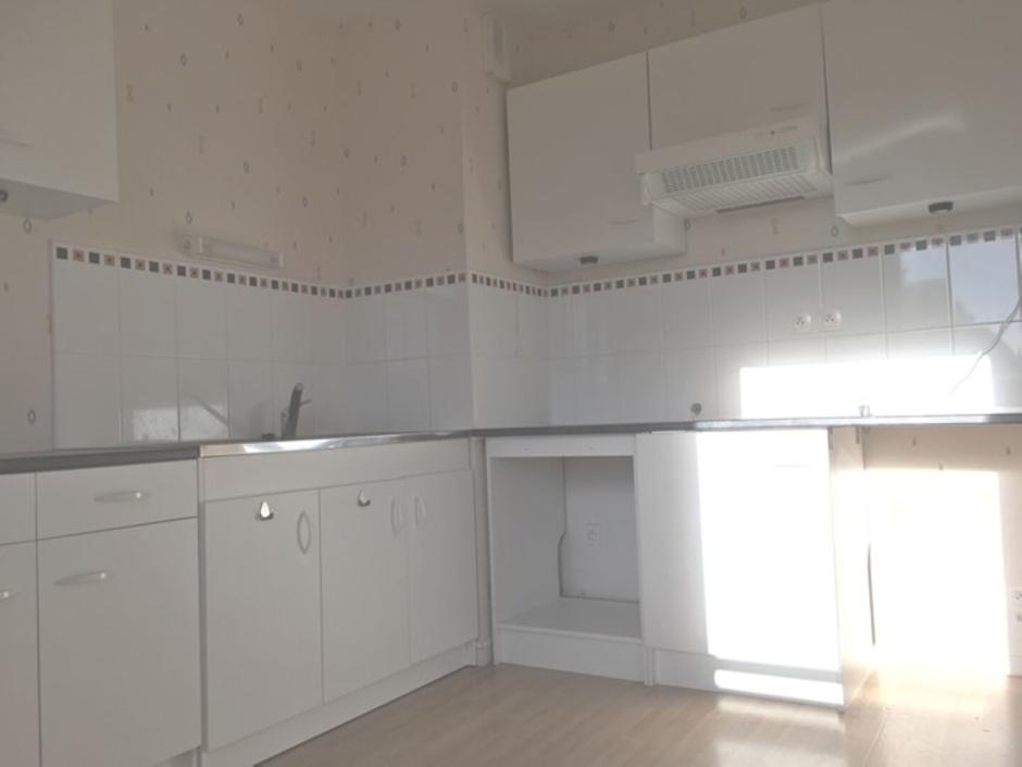 Ac3- location appartement 
breal sous montfort
 1752883613