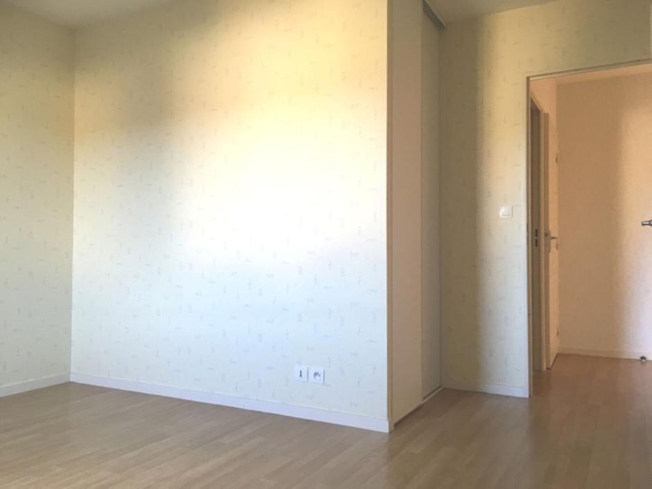 Ac3- location appartement 
breal sous montfort
 1752883613