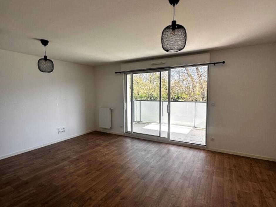 Ac3- location appartement 
chartres de bretagne
 1752277916