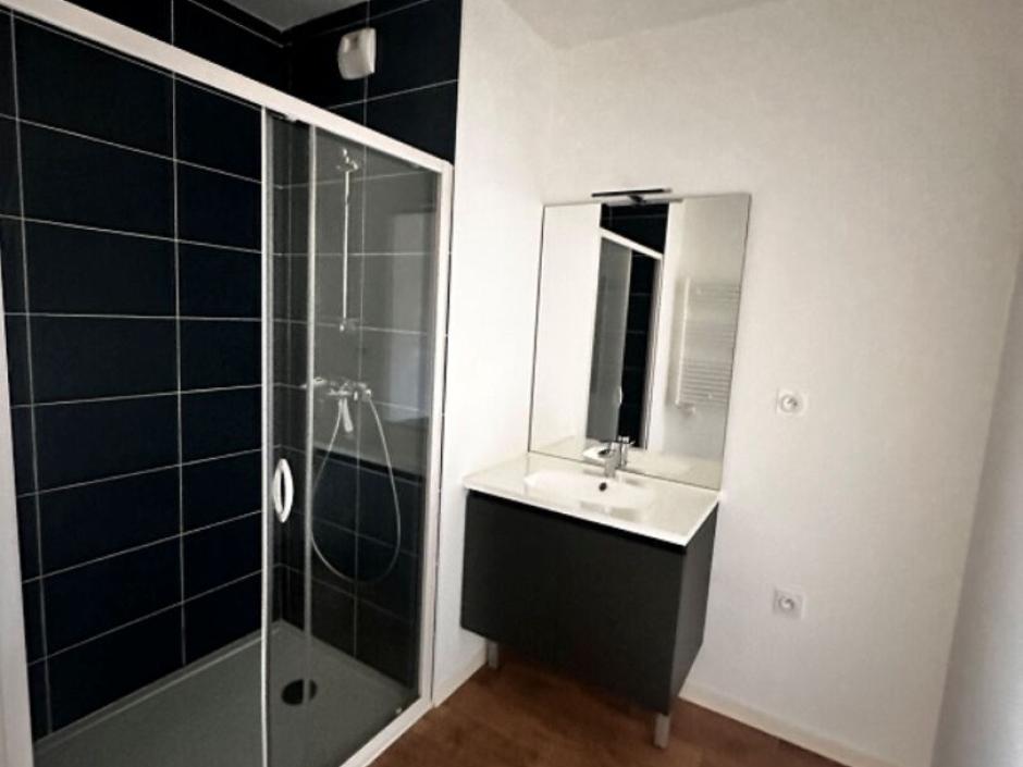 Ac3- location appartement 
chartres de bretagne
 1752277916