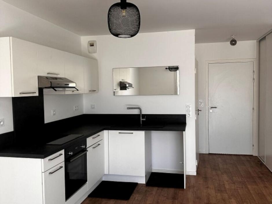 Ac3- location appartement 
chartres de bretagne
 1752883624