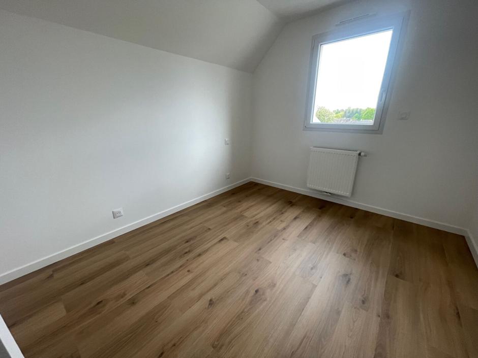 Ac3- vente maison 
montreuil le gast
 1752623396