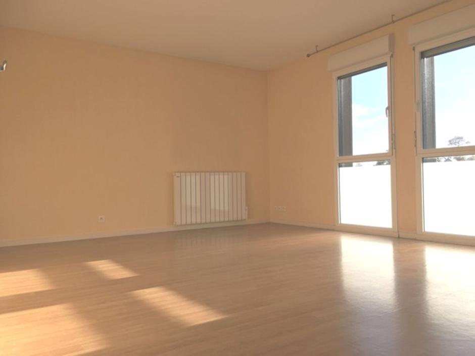 Ac3- location appartement 
breal sous montfort
 1752277911