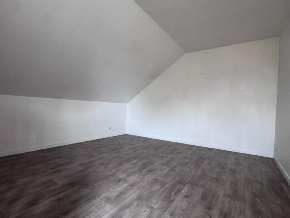 Ac3- location appartement 
bruz
 1774659027