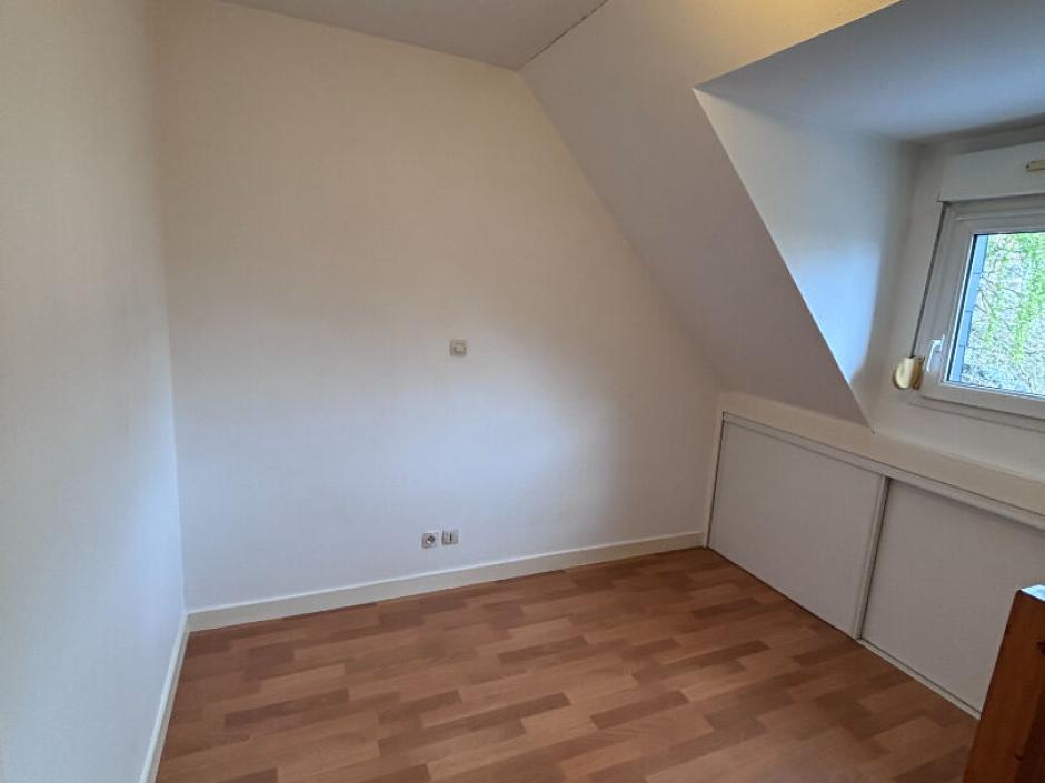 Ac3- location appartement 
cesson sevigne
 1777679883