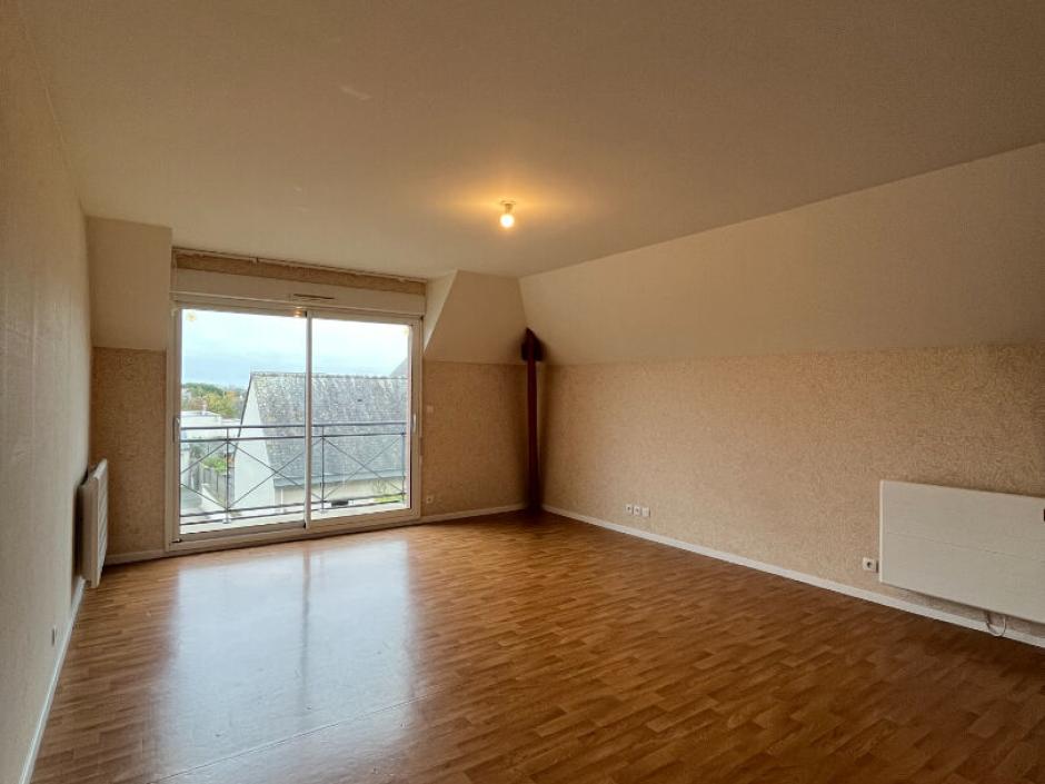 Ac3- location appartement 
domagne
 1762563118