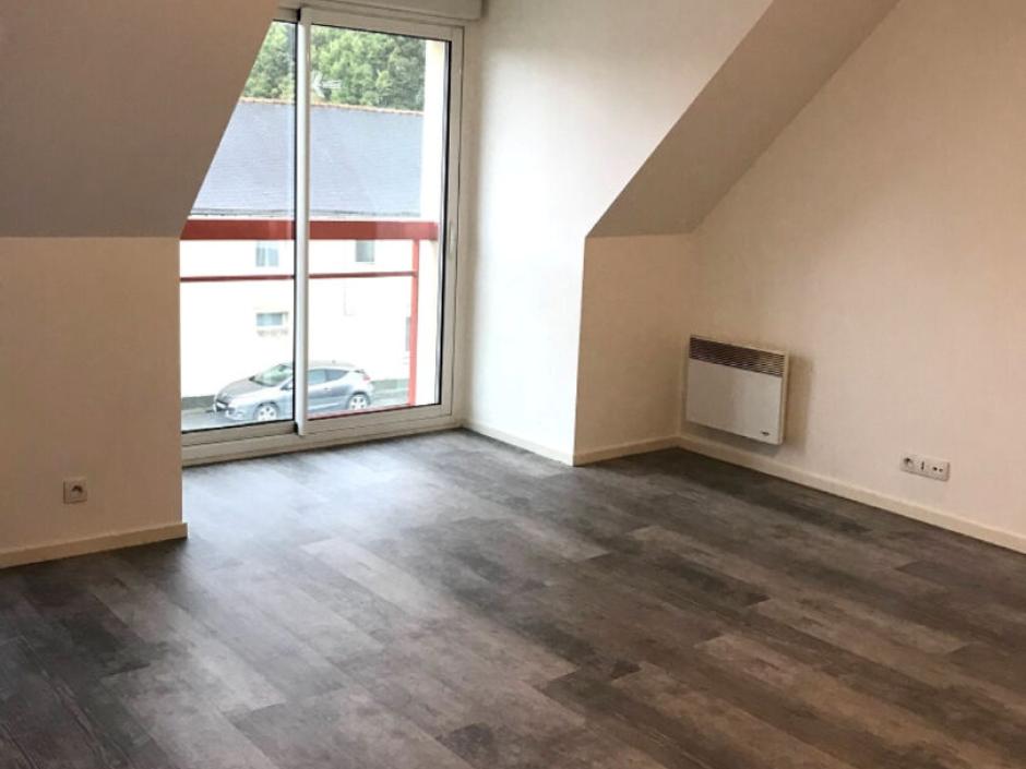 Ac3- location appartement 
liffre
 1771635132