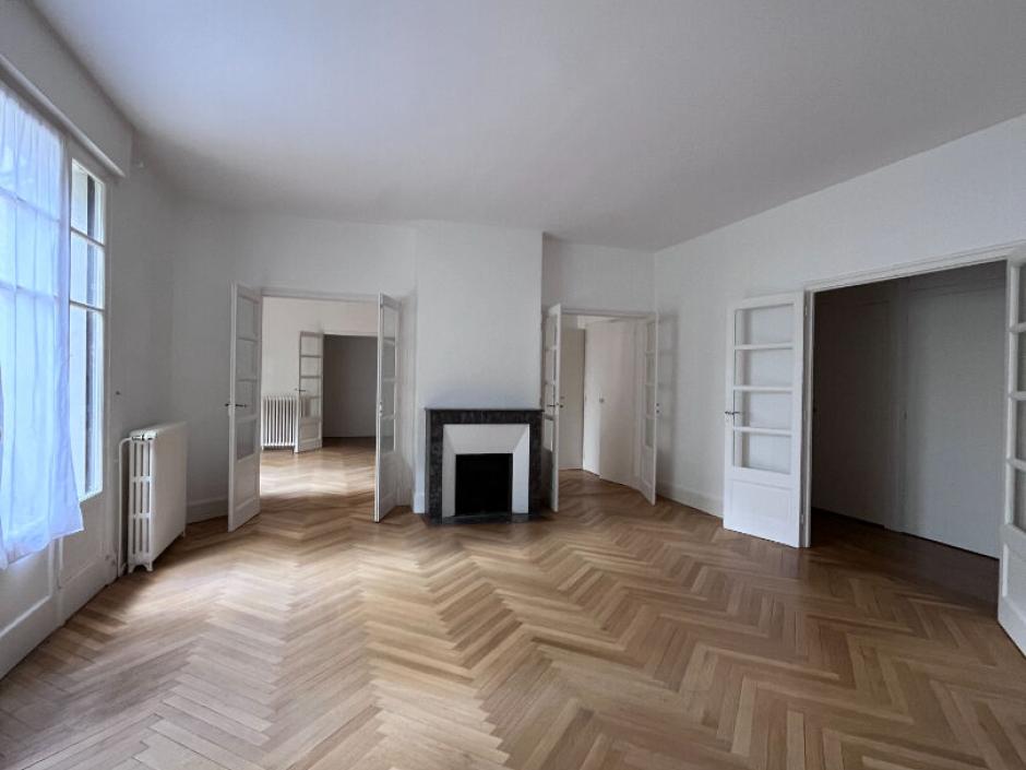 Ac3- location appartement 
rennes
 1787095887