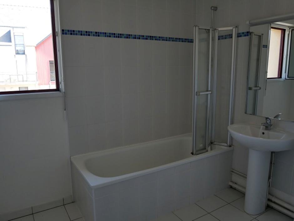 Ac3- location appartement 
saint armel
 1763513395