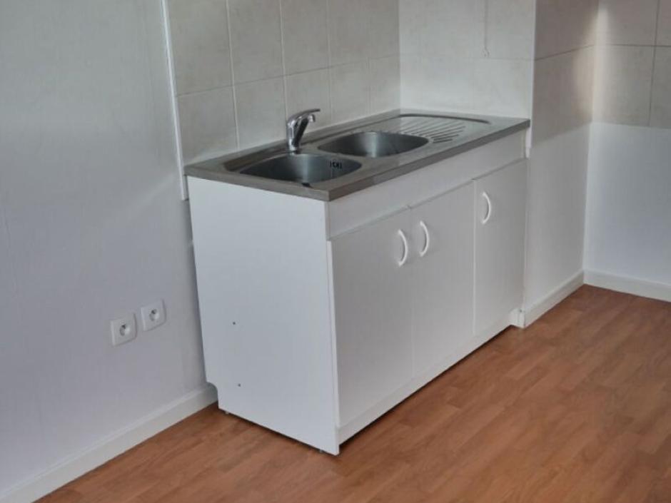 Ac3- location appartement 
saint thurial
 1752103997