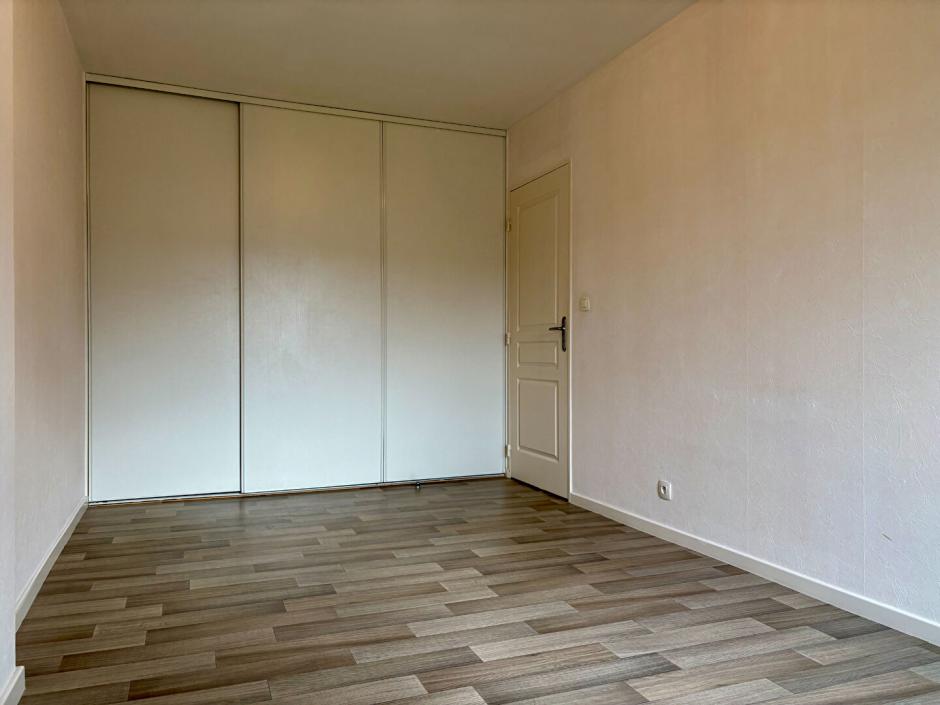 Ac3- location appartement 
st thurial
 1787095852
