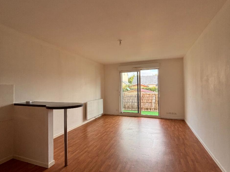 Ac3- location appartement 
st thurial
 1790119822
