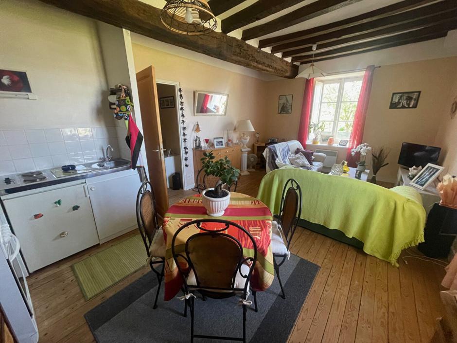 Ac3- vente appartement 
craon
 1764723196