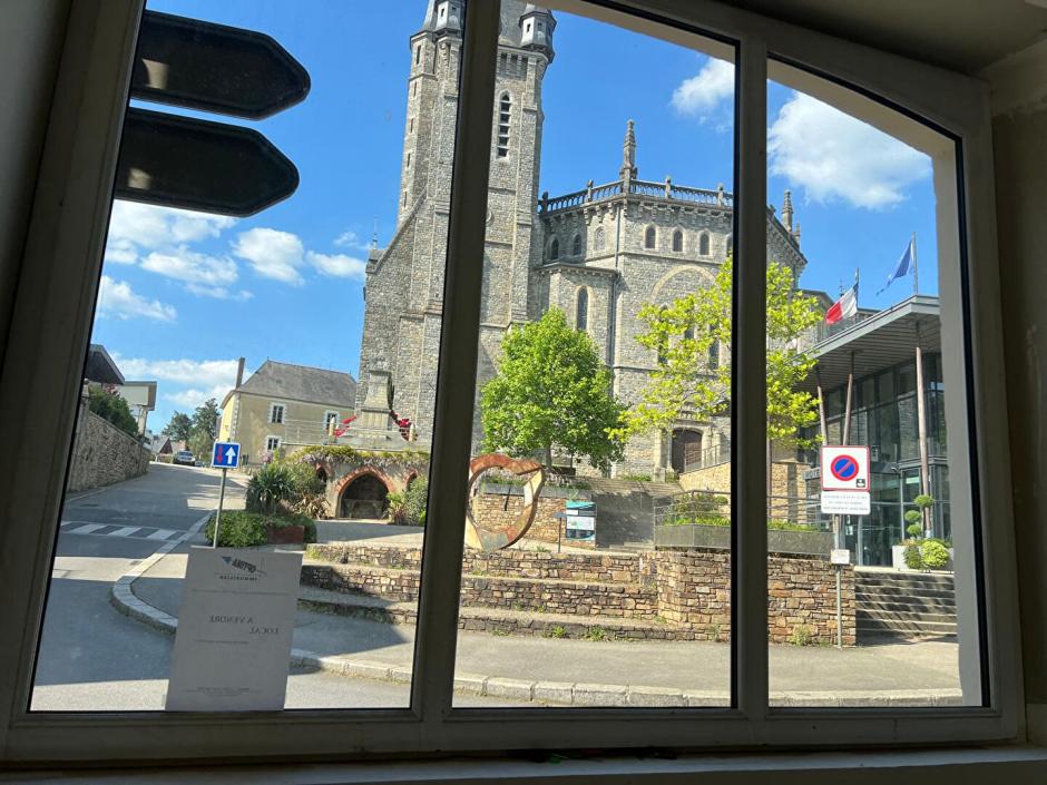 Ac3- vente local_professionnel 
chateaubourg
 1752277856