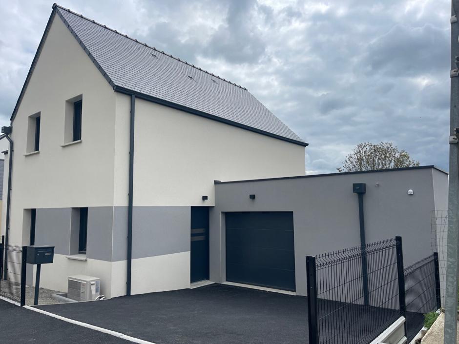 Ac3- vente maison 
montreuil le gast
 1746576515
