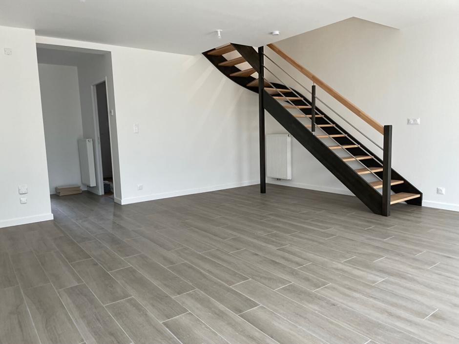 Ac3- vente maison 
montreuil le gast
 1768611713