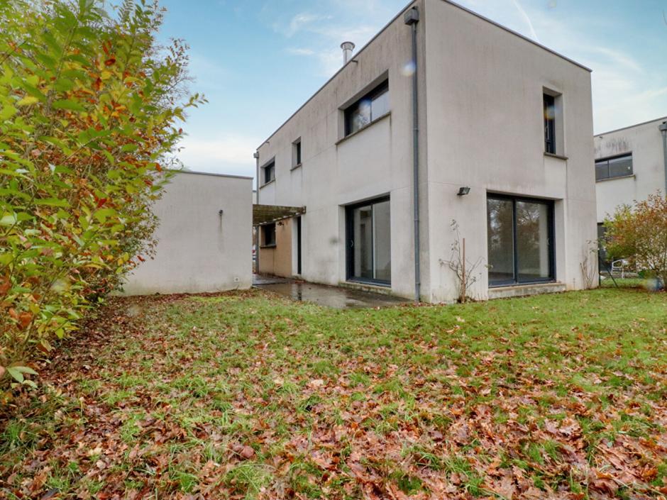 Ac3- vente maison 
saint gregoire
 1768611693