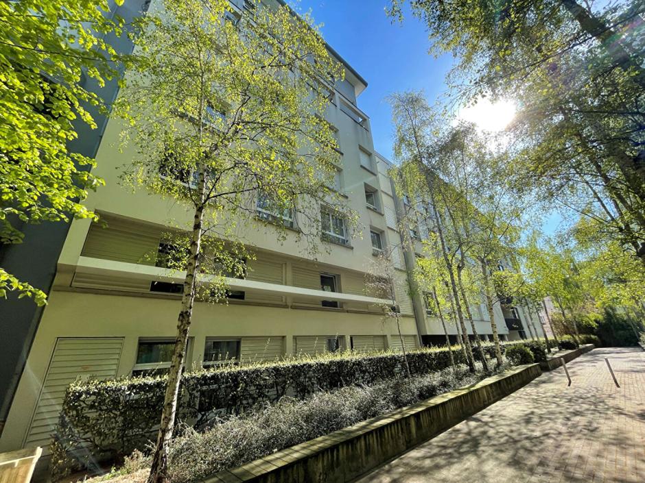 Ac3- vente parking 
rennes
 1751068256